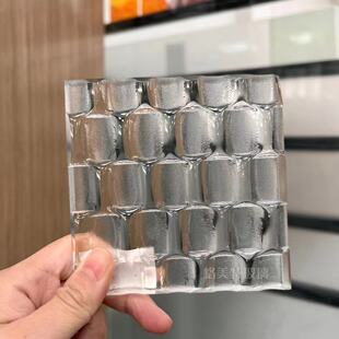 Source Manufacturers of Art Hot Melt Glass Decorative Die-Cast Screen Glass Custom Spots Particles Water Pattern Stereo