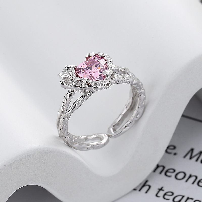 One size ring with zircon