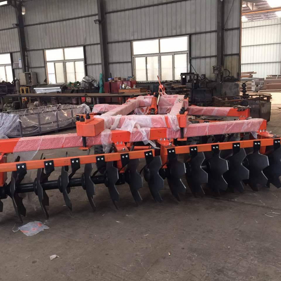 红日圆盘耙   重型圆盘耙   液压牵引圆盘耙   出口圆盘重耙