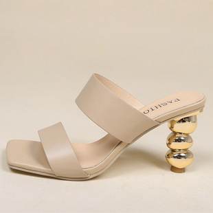 �߸���Ь��a�ļ��r�КW�����^¶ֺ�ָ��r��ŮЬHigh heels