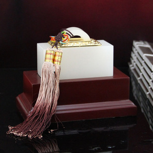 �S�����a�N�۰�������ʯӡ�£���Ӂ�D��������׭����Ȼ�[��