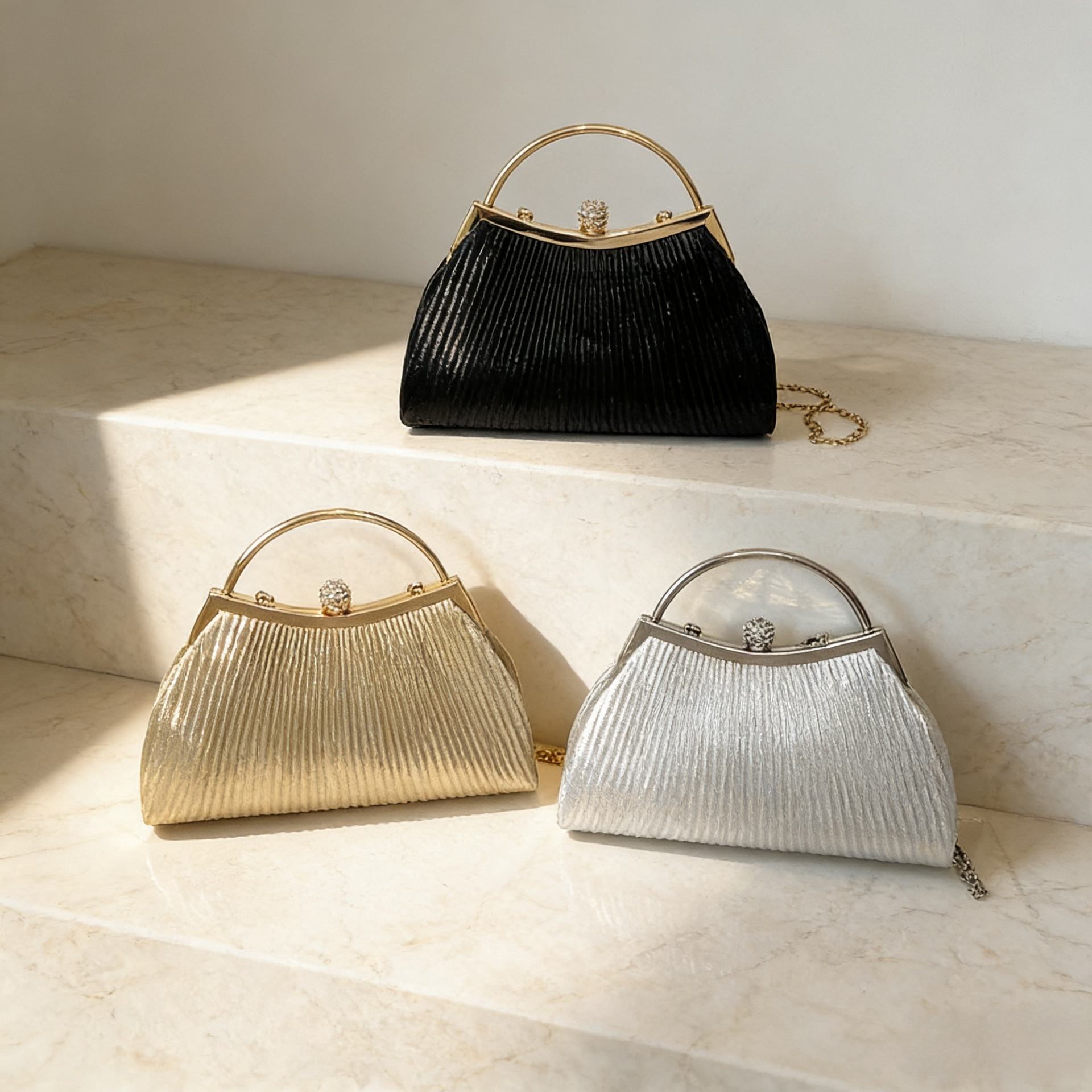 Bolsa de banquete de lujo ligera, bolsas de mano plegadas de diamantes, bolsas de fiesta de alta calidad al por mayor, bolsas de noche de moda