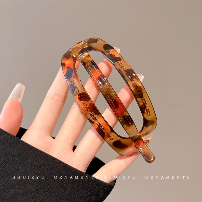 Clip de torsión de color café de alto nivel, clip de cabello de mujer, clip de cabello de tamaño grande, clip de cabello de cabeza posterior, cabello de agarre, toque de cabello