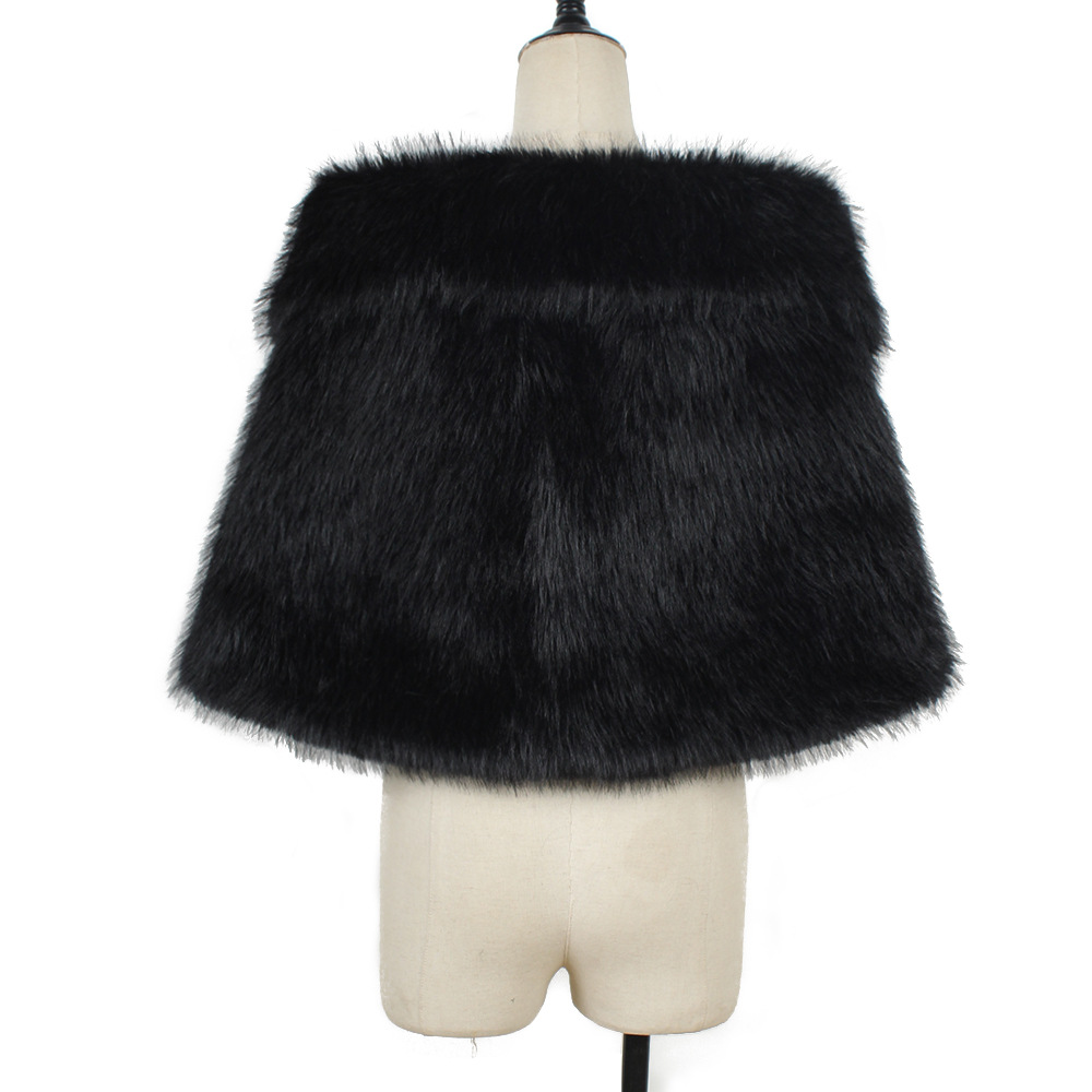 Women's Elegant Solid Color Faux Fur Shawl display picture 8