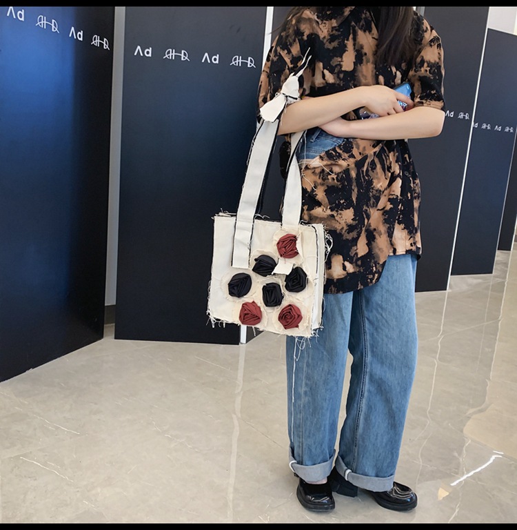 Vintage Fashion Contrast Color Denim Flower Bag Wholesale Nihaojewelry display picture 5