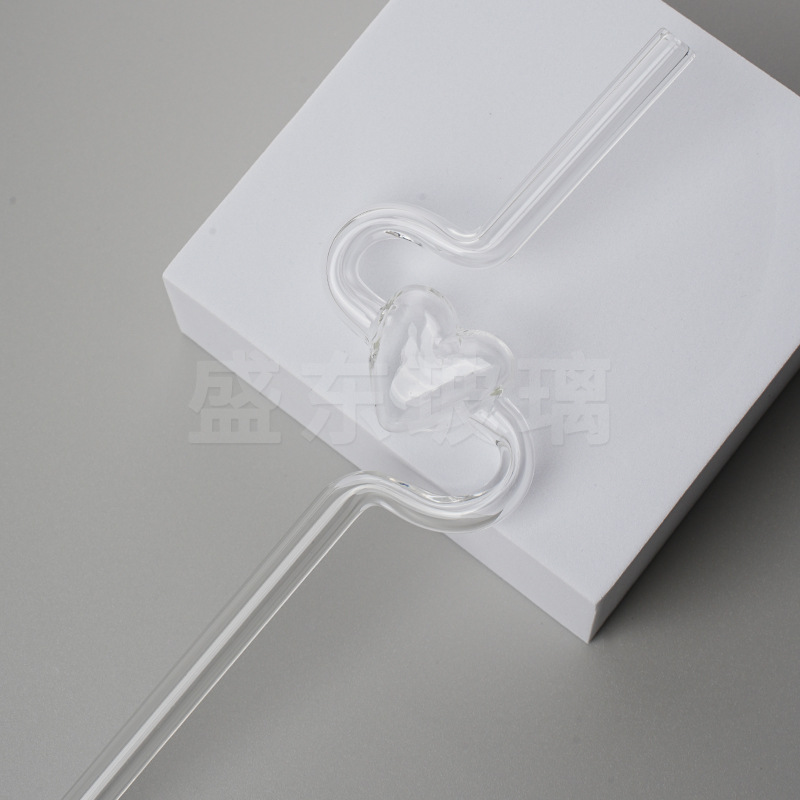 Nueva alta borosilicato corazón largo curvado paja chica corazón transparente paja hogar leche jugo paja tubo