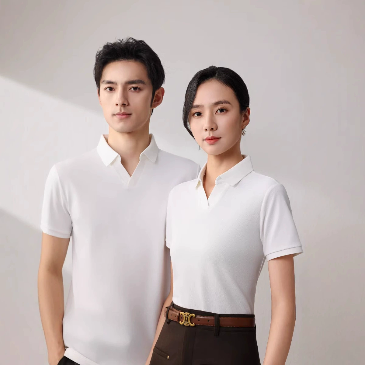 Новая летняя стильная рубашка-поло с v-образным вырезом, индивидуальная культурная рубашка с короткими рукавами и напечатанным логотипом, корпоративная униформа, рабочая одежда, вышивка