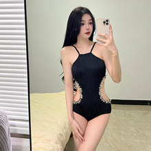 2026新款法式泳衣女夏连体高级感挖腰性感显瘦露背温泉度假泳装网