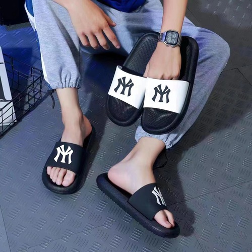 Men's Summer Wholesale Plus Size Bathroom Anti-Slip Couple Household Home Shoes with Squishy Feeling Cool Slippers Trend
