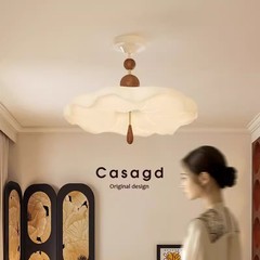 メイラード寝室天井照明、主寝室用ランプ、中世風クリーム色の創造的な雲型フランス風子供部屋用シャンデリア