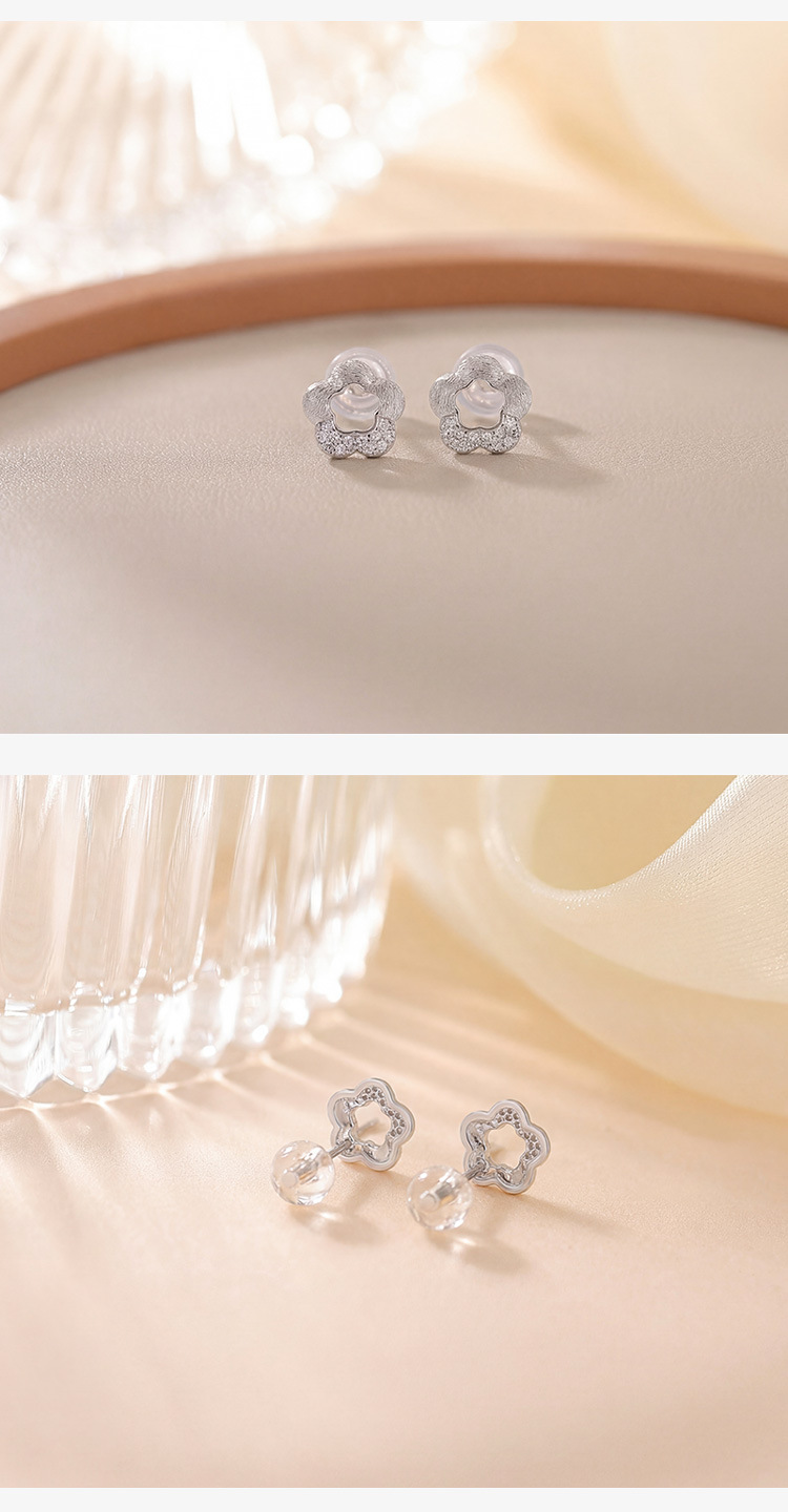 Bông tai stud bạc S925 mạ vàng hình hoa nhỏ thời trang — Loại bạc chi tiết 4