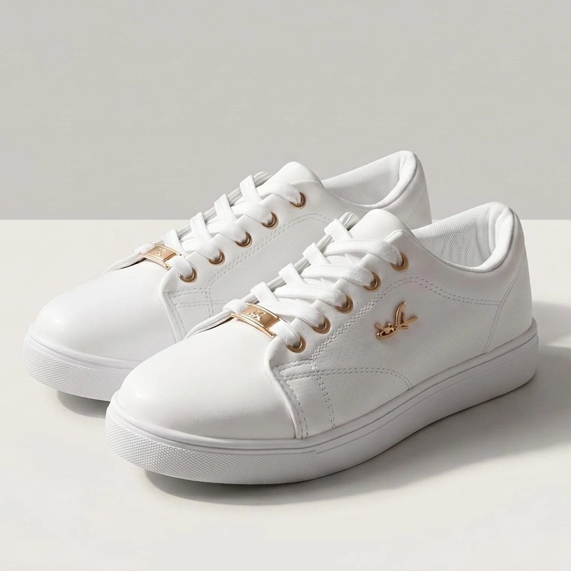 Comercio exterior transfronterizo pareja cordones zapatos de skate de cabeza redonda para hombres y mujeres 2026 verano europeo y americano con suela plana zapatos deportivos transpirables de altura baja