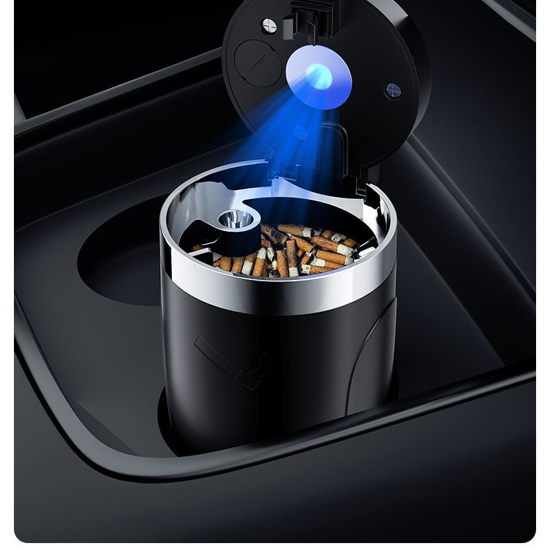 New simple car ashtray car ashtray metal inner container one-button cover soft light for car