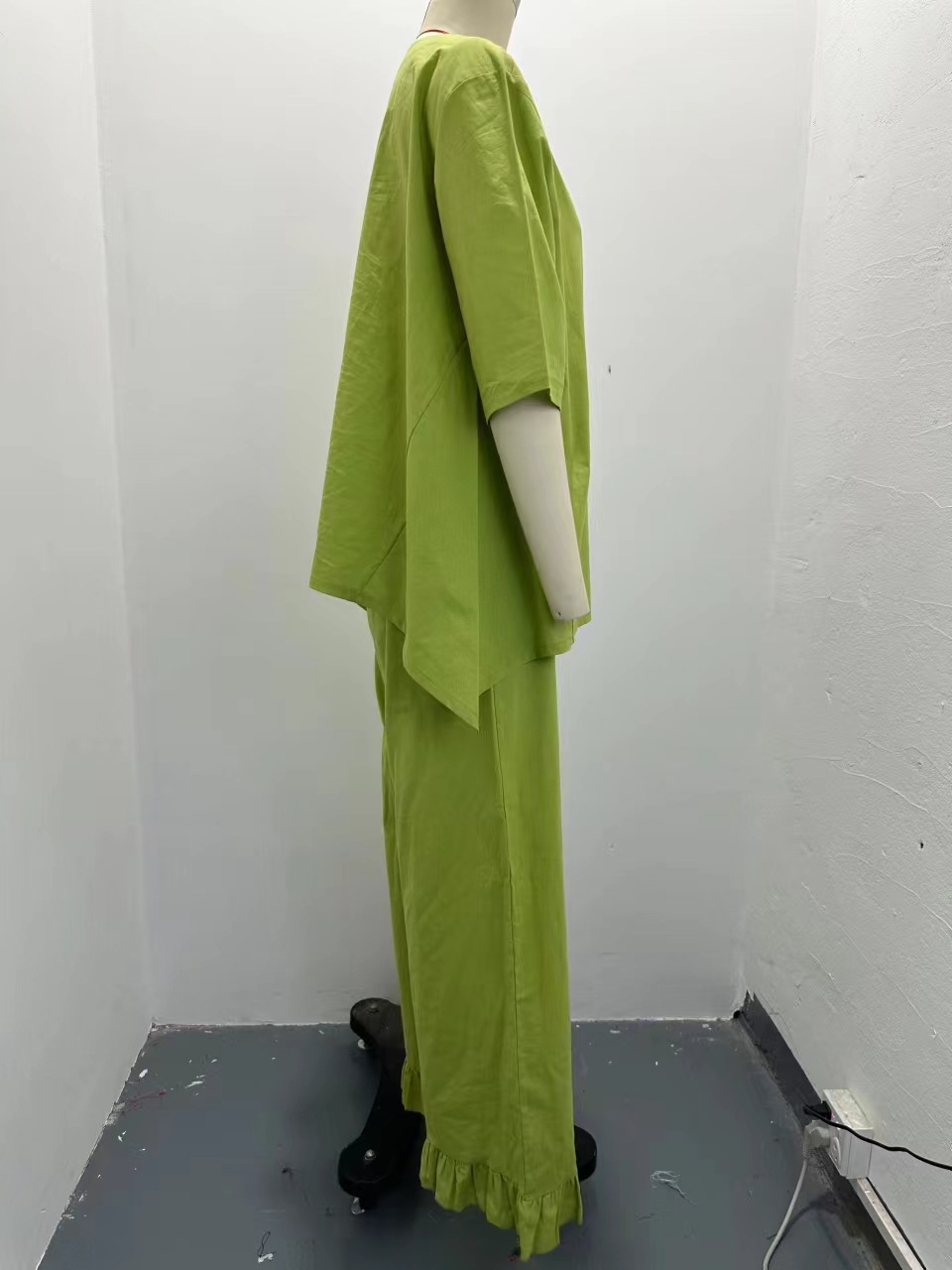 Tweedelige set voor dames van katoen en linnen herfst winter_voghion.com