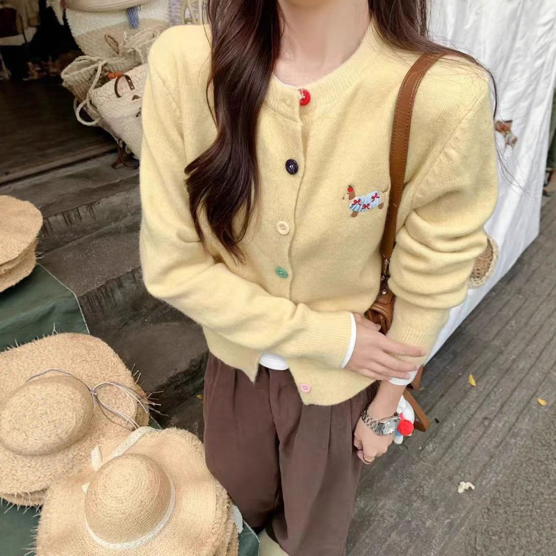 高级感彩色纽扣针织衫上衣早秋韩系温柔甜美风刺绣小狗毛衣开衫女|undefined