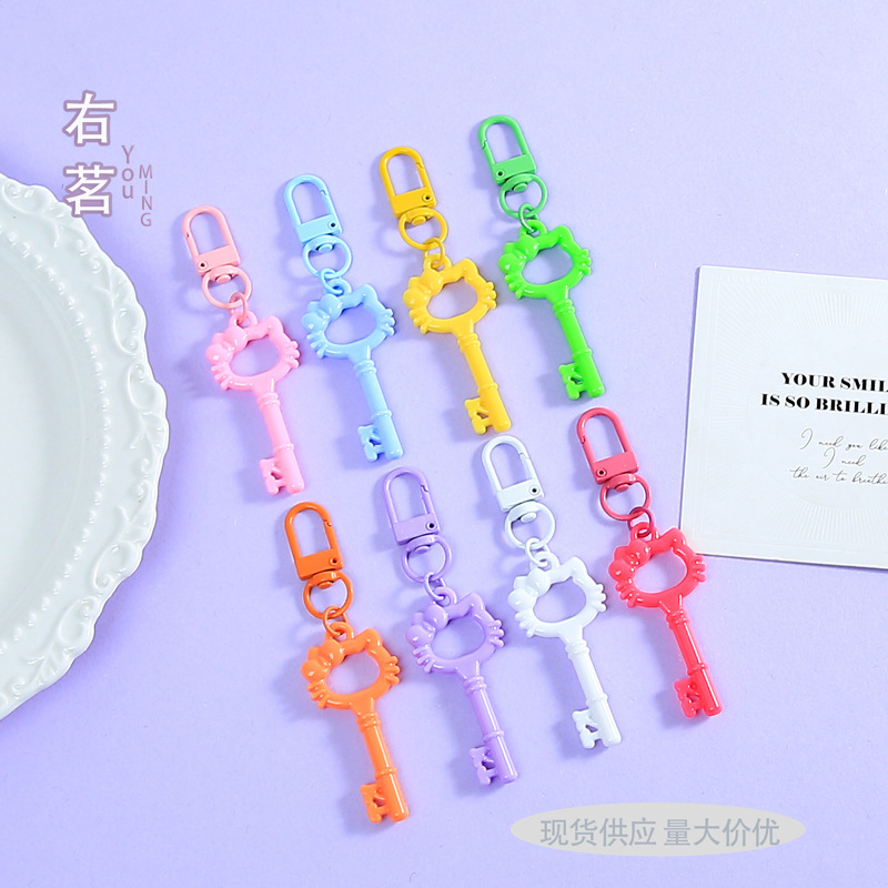 Candy-Colored Hollow Cat Key Pendant, Cute and Versatile Charm, Girly Heart Bag DIY Accessory Decoration Gift Candy-Colored Hollow Cat Key Pendant, Cute and Versatile Charm, Girly Heart Bag DIY Accessory Decoration Gift