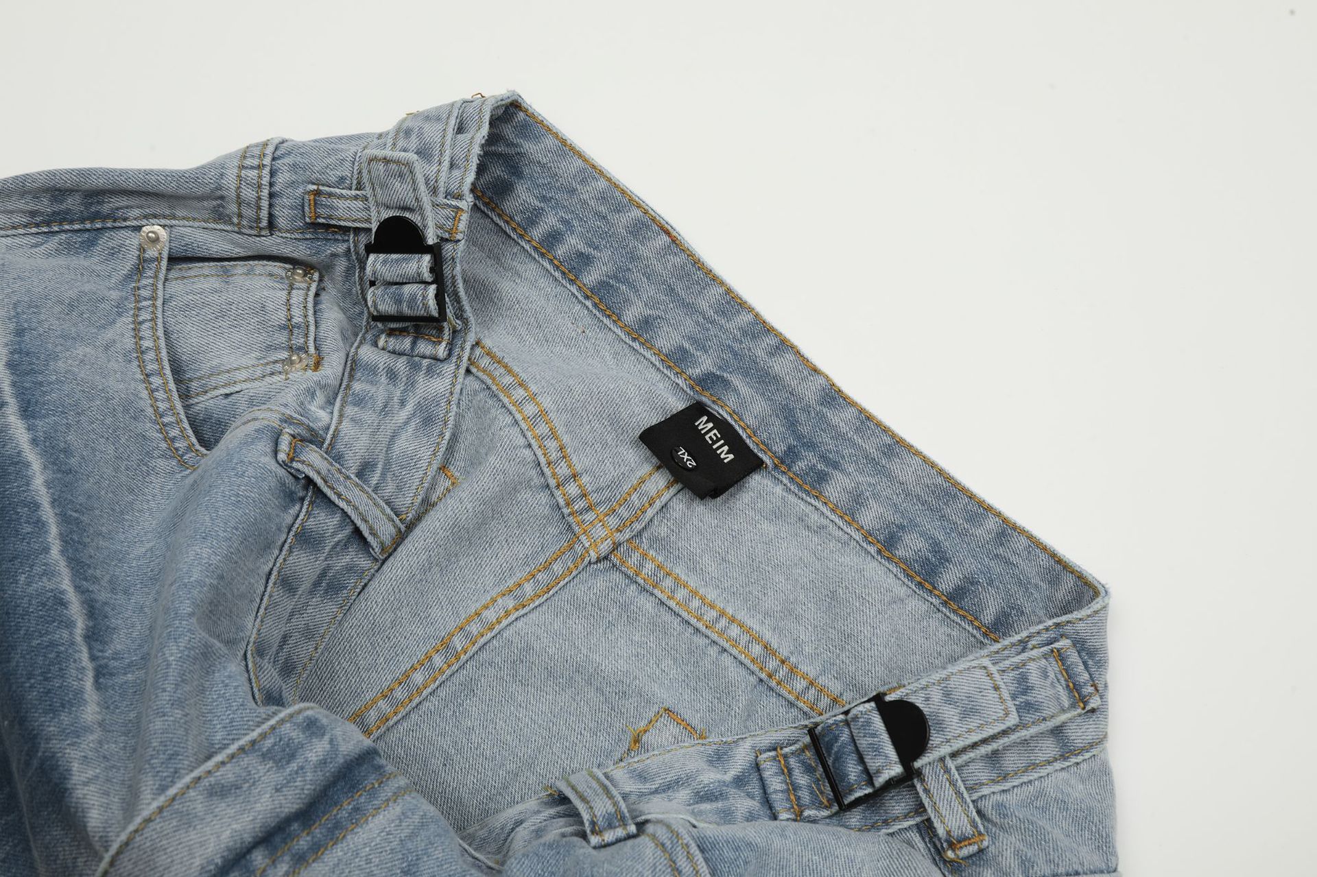 Vêtements pour hommes EONMODISH | Pantalon en denim délavé tendance American High Street, nouveau produit d'automne 2024_voghion.com