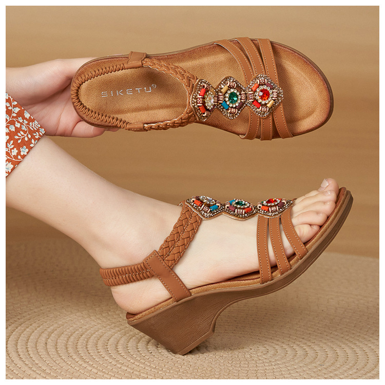 Sandal cao gót nữ đế xuồng đính đá pha lê hạt gỗ mùa hè 2025 — màu nâu, màu đen, mơ chi tiết 5