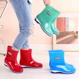Fashionable mid-calf new kitchen work waterproof non-slip rain boots short tube outer wear thickened water shoes women's rain boots wholesale summer