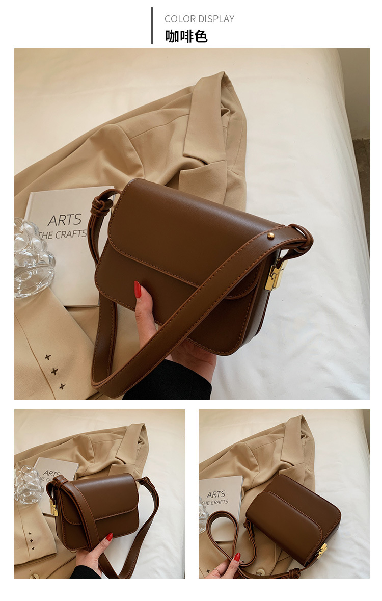 Popular Clamshell Simple Casual Shoulder Bag Autumn Fashion Messenger Small Square Bag display picture 1
