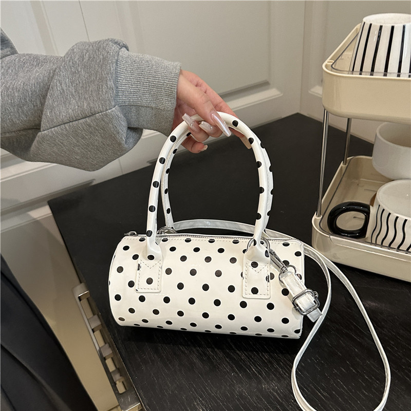 2025 New Korean Summer Handbag Small Tote Bag Women's High-End Polka Dot Niche Pillow Bag Single Shoulder Crossbody Bag 2025 New Korean Summer Handbag Small Tote Bag Women's High-End Polka Dot Niche Pillow Bag Single Shoulder Crossbody Bag