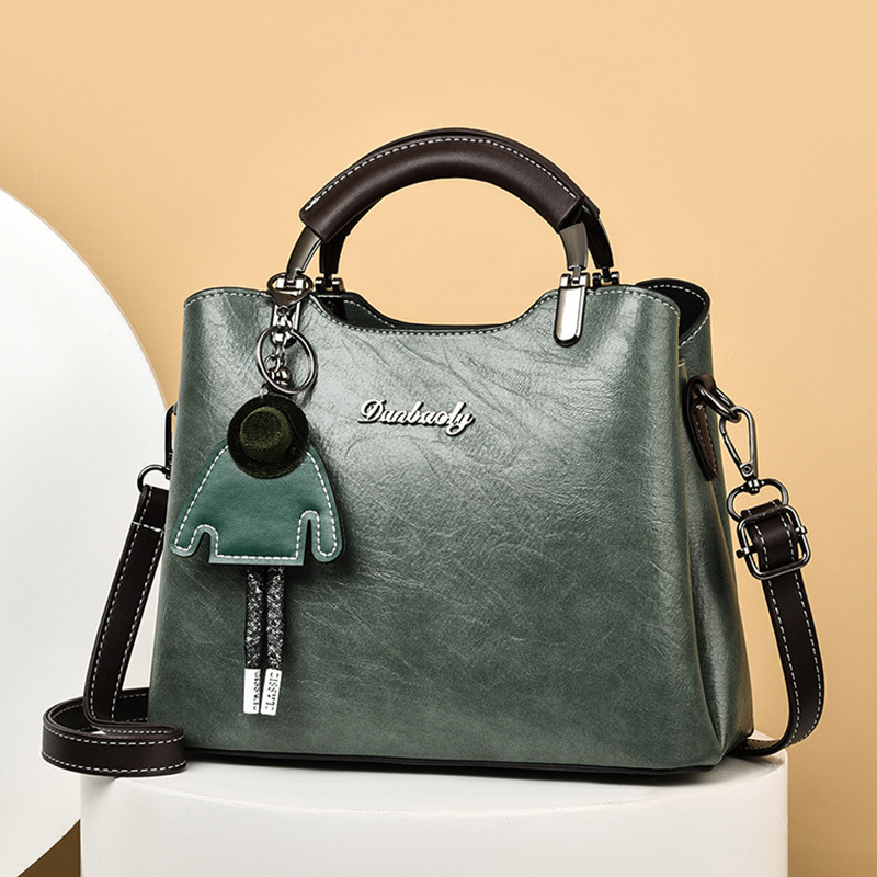 2022 New Women's Bag, Simple and Fashionable Handbag, Shoulder Bag, Crossbody Bag, Versatile, Fresh and Exquisite, a Must-Have for Commuting 2022 New Women's Bag, Simple and Fashionable Handbag, Shoulder Bag, Crossbody Bag, Versatile, Fresh and Exquisite, a Must-Have for Commuting