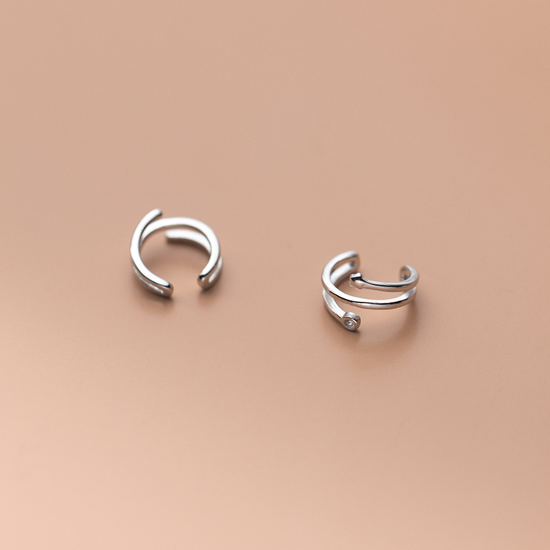 Eloch s925 estrella de plata dulce clip de orejas para mujeres coreanas líneas simples tres capas sin agujeros de orejas M00323