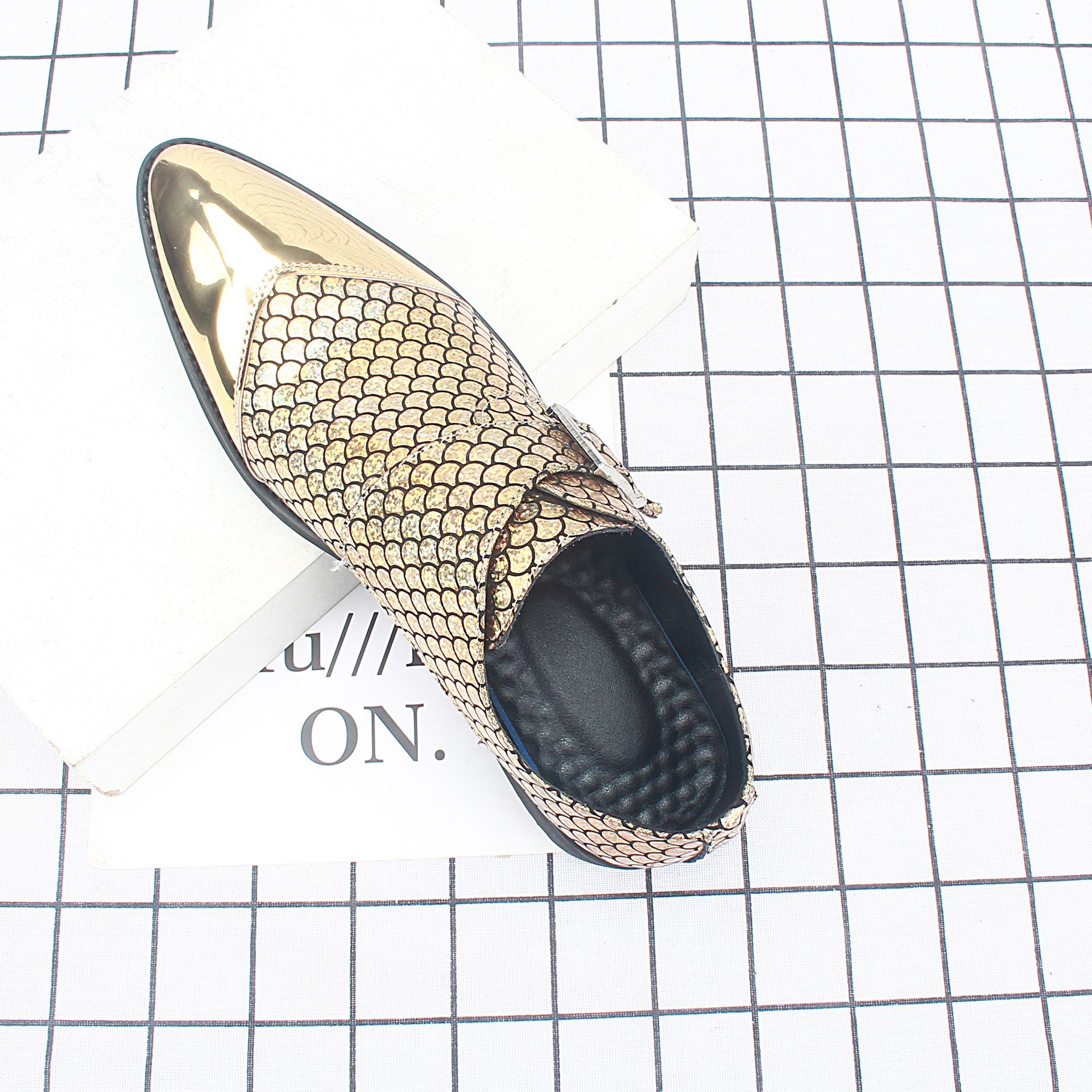 2023�¿�������ƤЬ��ɫ����ƤЬ���泱����ͷ������ĥ 531