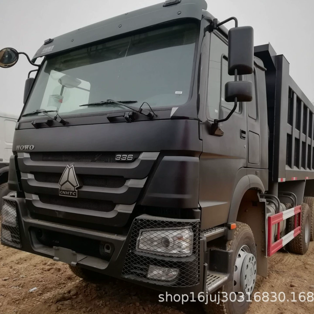 25 тонн самосвала экспортируется в Нигерию