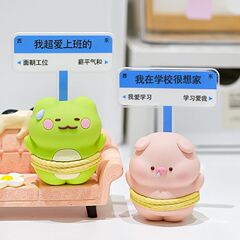 正版汗流浃背小摆件办公室手办生日礼物解压卡通可爱卡皮巴拉公仔