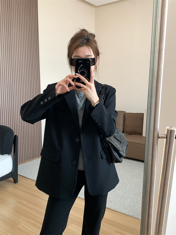 2025秋冬简约气质款西装外套经典百搭显瘦西服女春秋宽松时尚外套|undefined