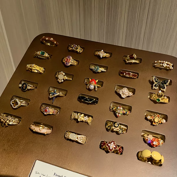 "Golden Narrative" Series of Rings with Elements of National Trend, Niche Artistic Flair, Fashionable, Elegant, and Classy