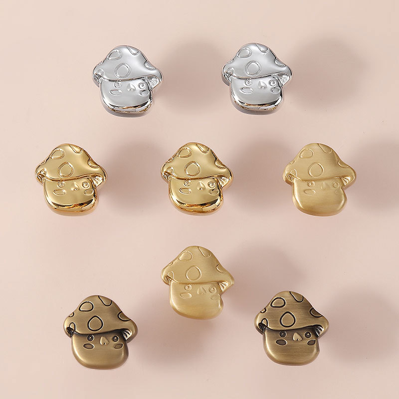 原創蘑菇拉手黃銅法式輕奢金銀色復古銅兒童卡通單孔抽屜把手全銅