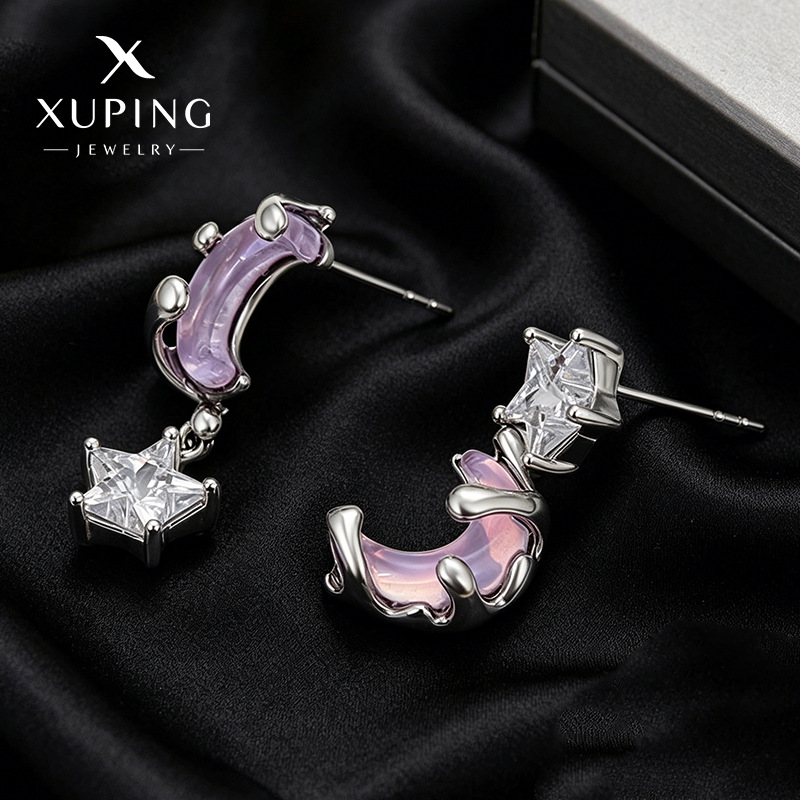 Xuping estrella luna aleación de cobre chapado blanco pernos de orejas elegancia simple estilo japonés coreano mocha orejas de piedra al por mayor