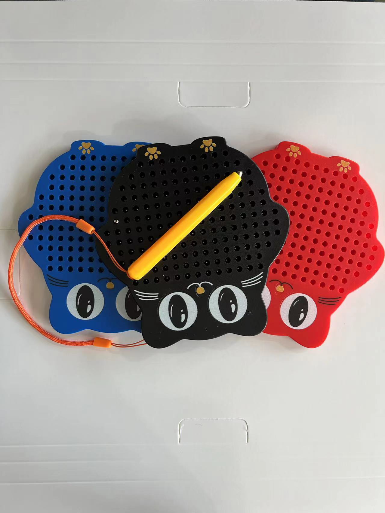 Pizarra magnética alfanumérica, pizarra de dibujo magnética con bolas de acero, juguetes educativos creativos, venta directa del fabricante, exportada a Europa y Estados Unidos