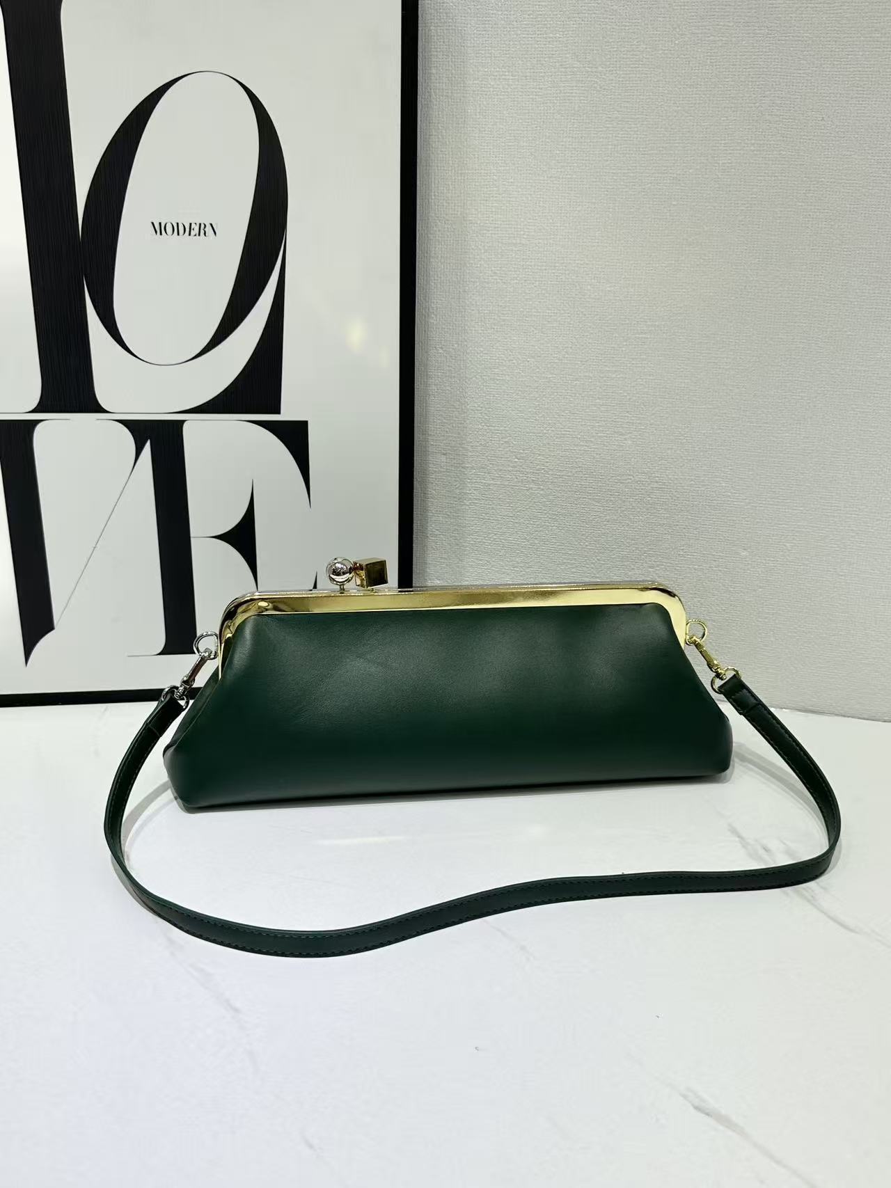 New French Plain Weave Baguette Bag Fashion Versatile Clutch Evening Bag Shoulder Underarm Bag For Women - Thumbnail 8