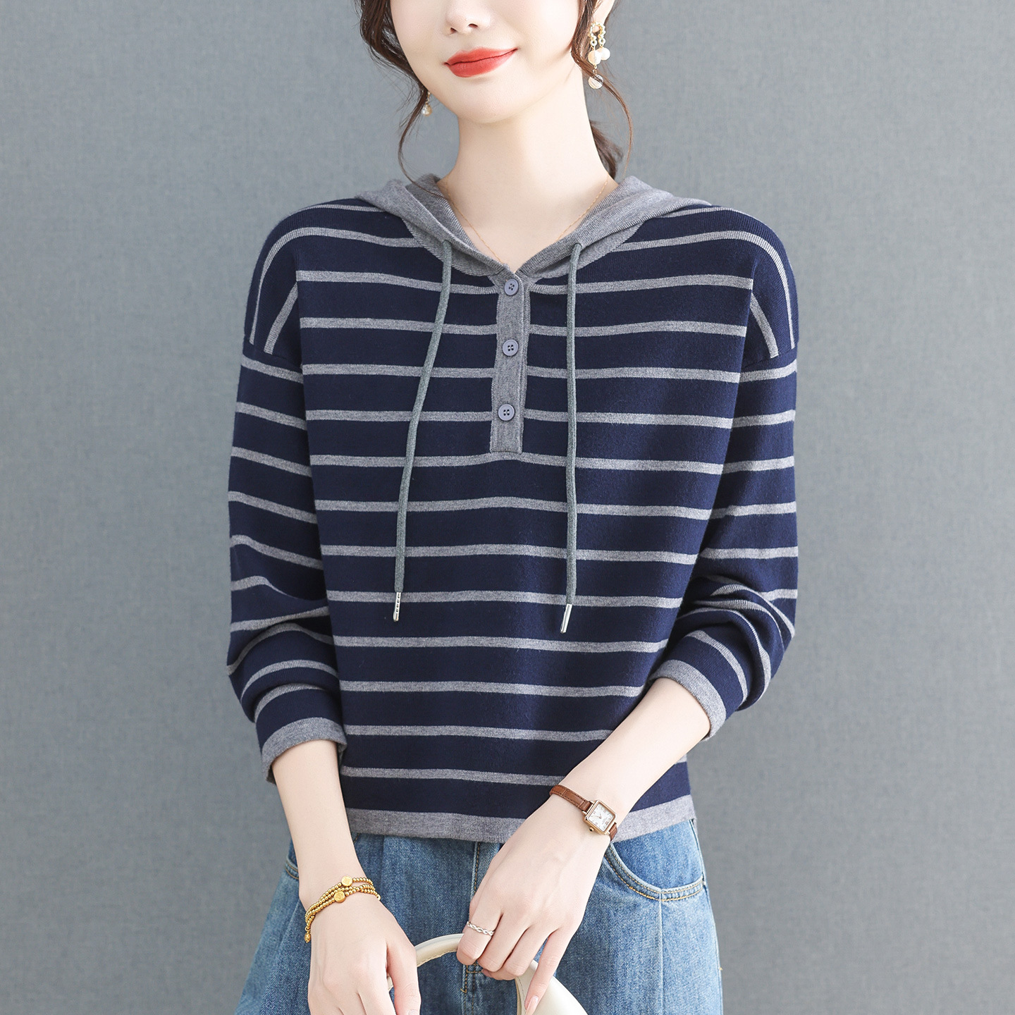 Striped Hooded Knitwear Sweatshirt for Women Early Autum 2025 New Spring and Autum High-Bottom Bottoming Top for Small People