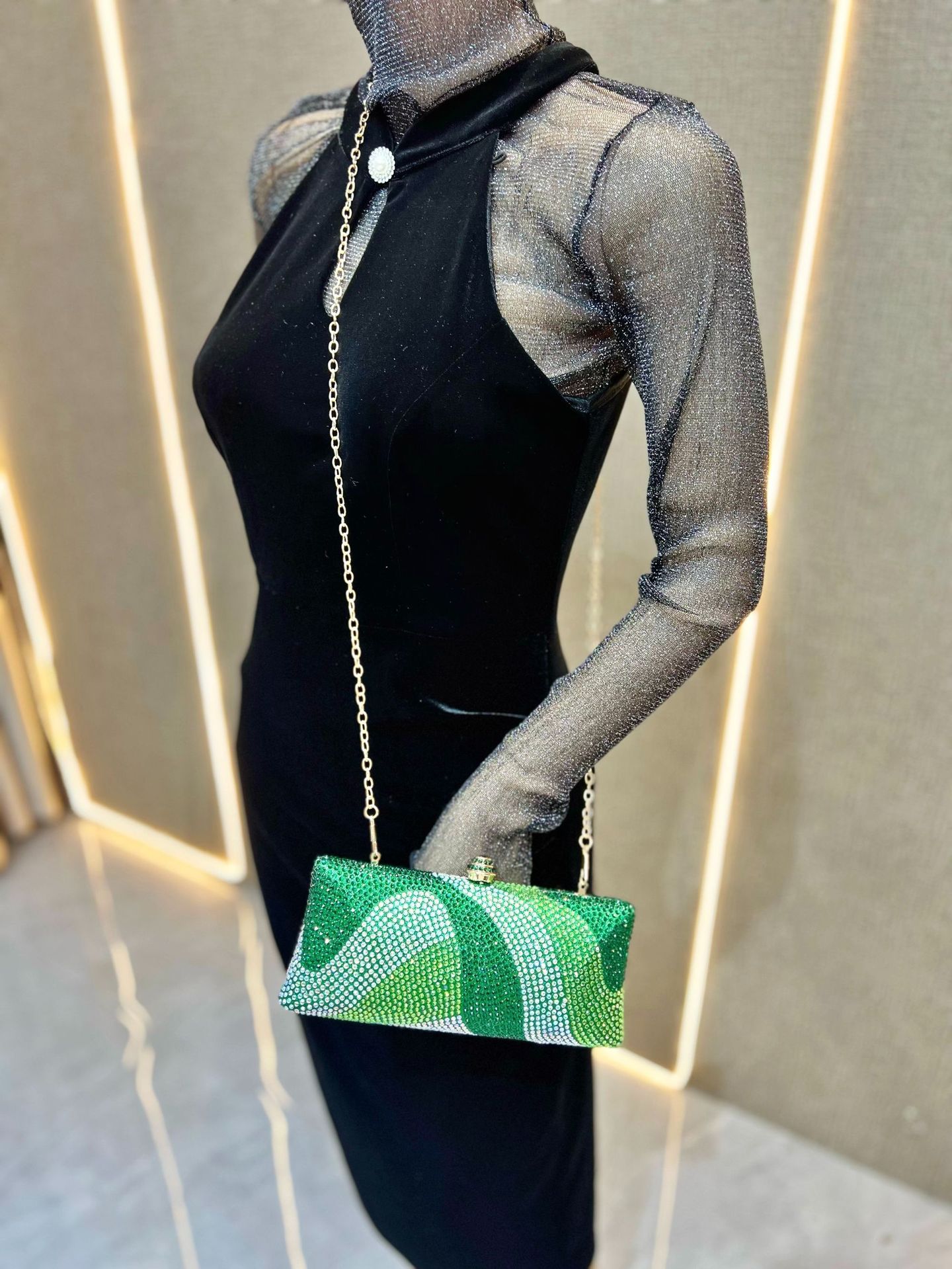 Luxurious Rhinestone Evening Bag For Wedding And Party_voghion.com