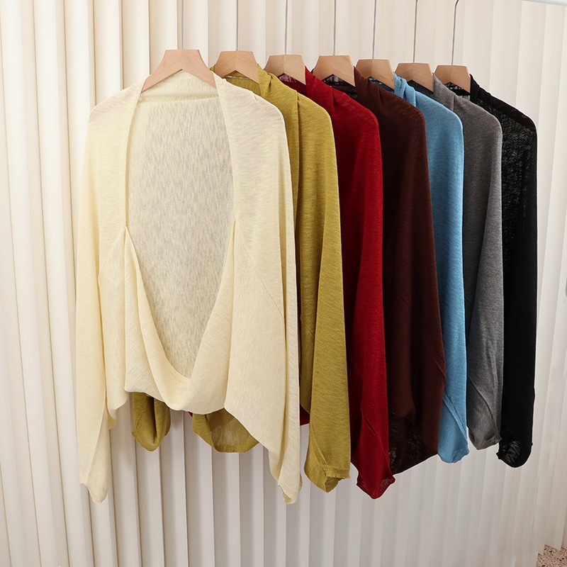 Lightweight knitted bat-sleeve cardigan for women, summer style, elegant outerwear paired with a camisole, loose and casual feel