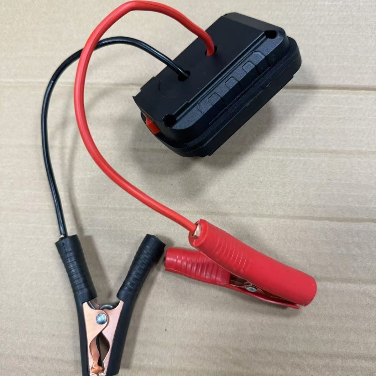 ] Lithium battery car emergency start power battery charging treasure large capacity anti-loss tram connection line motor line