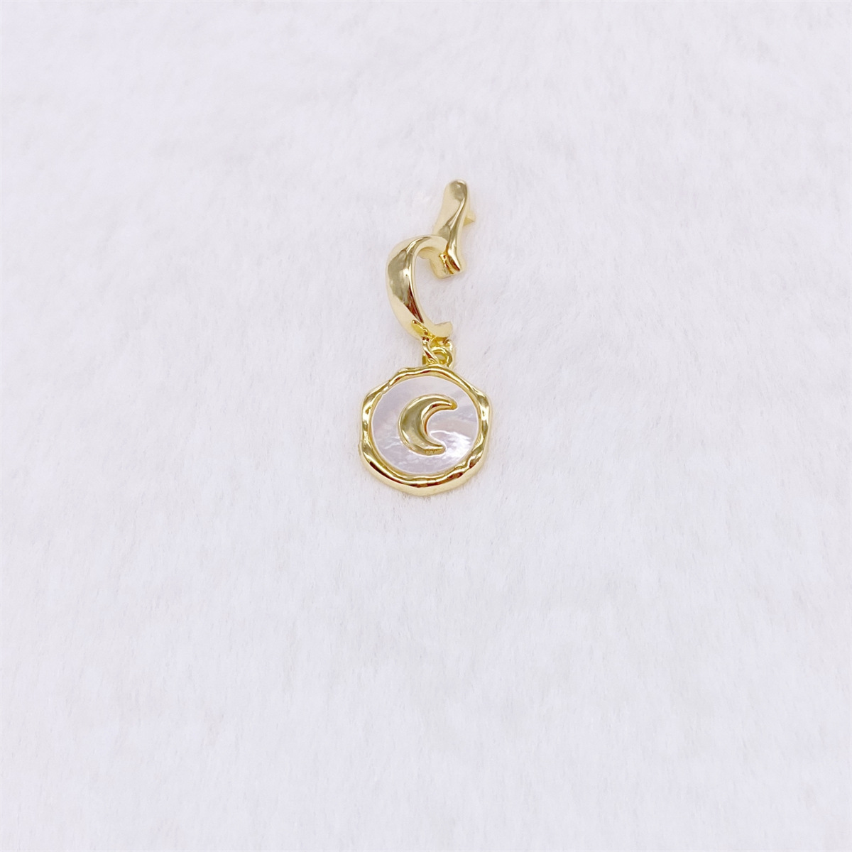 7g Weight Jewelry Buckle Jewelry Making Type DIY Jewelry Accessories Classification 1 Piece Quantity Copper Material Cross, Moon, Flower Pattern Plating Design Simple Style Style 1 Piece Copper Cross Moon Flower Jewelry Buckle 7