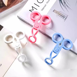 Tools for Opening and Removing Clips to Assist Eyelids in Wearing Large Eye Clips to Wear Contact Lenses and Contact Lenses