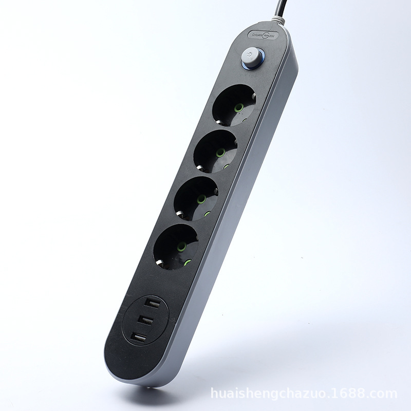 Chuang Xin negro CX-E103 socket de estilo europeo ruso fila enchufe 3USB puerto de carga