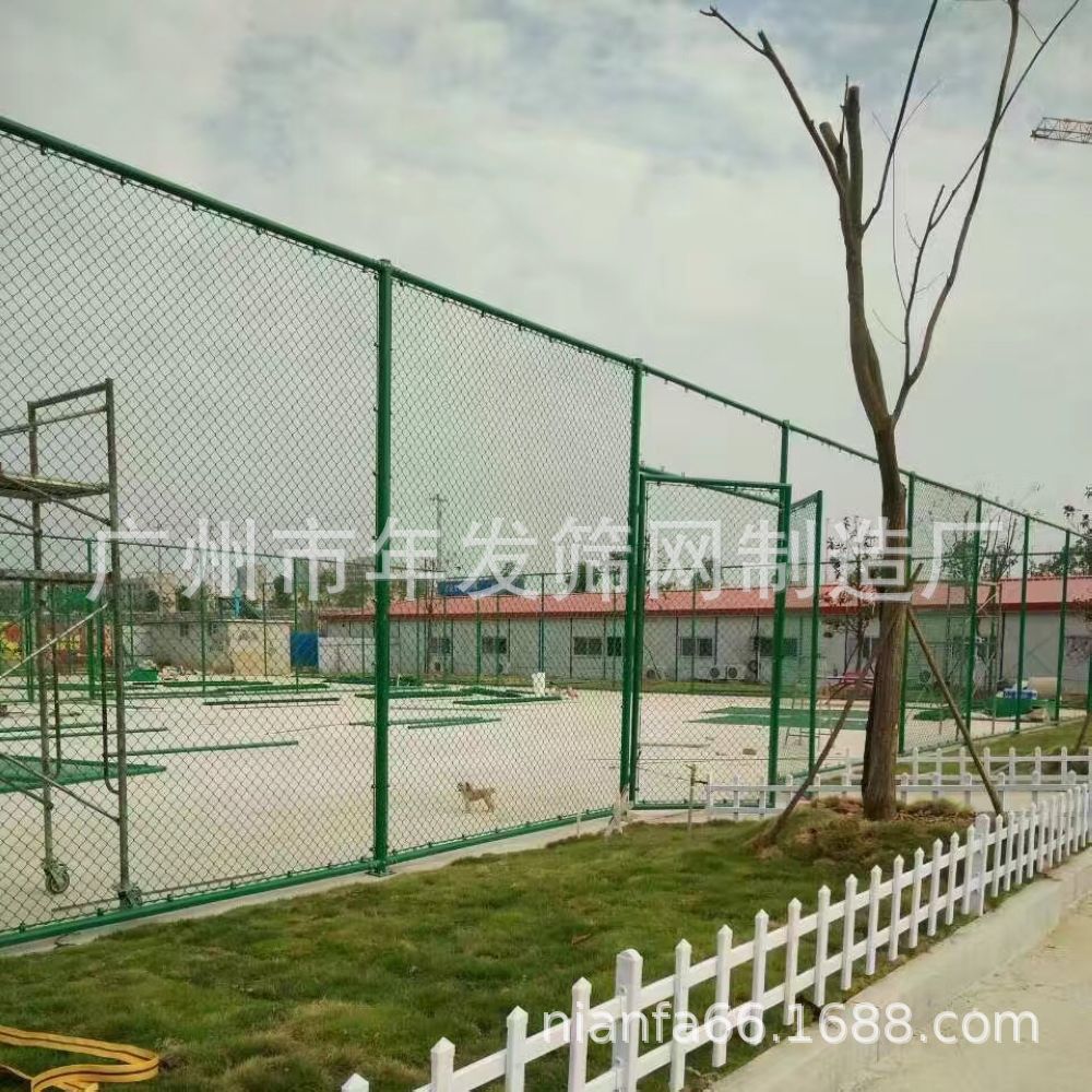 批发供应养殖勾花网 圈地养殖菱形围栏网 镀锌钢丝勾花网球场护栏