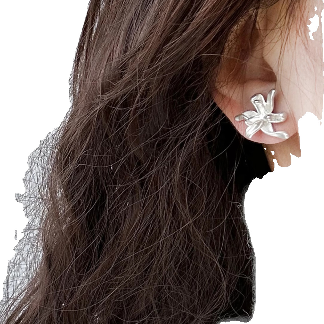Retro small design matte earrings