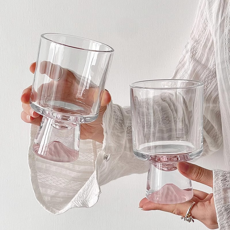 高颜值观山玻璃水杯女生可爱感轻奢高脚啤酒杯创意饮品咖啡杯|undefined