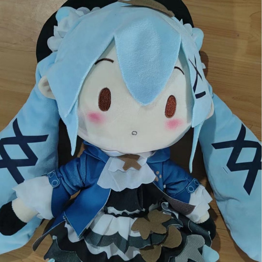 现货同款初音fufu玩偶抱枕经典款雪未来毛绒玩具公仔摆件生日礼物