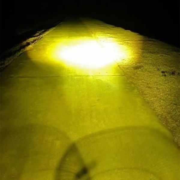 Lente de ojo de pez bicromático, foco de motocicleta, H4 led, farol, cerca de un pequeño cañón de acero