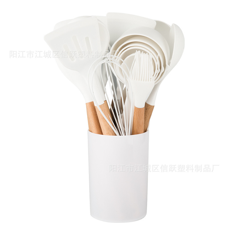 Fábrica directa de suministro transfronterizo mango de madera silicona cocina 33 piezas conjuntos de utensilios de cocina domésticos de cocina