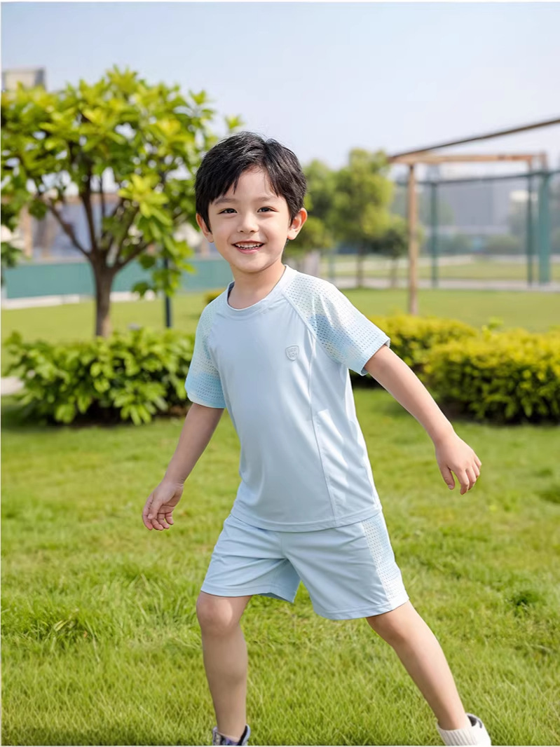 Nuevo conjunto de malla de niños secado rápido, traje deportivo para hombres y mujeres, traje de pantalones cortos de mangas cortas de verano transpirables